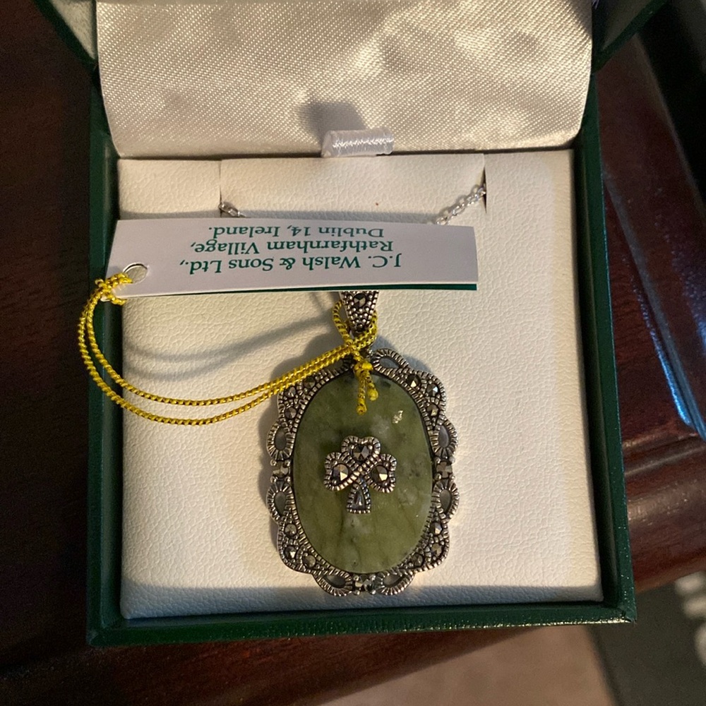 925 silver pendant and chain from Ireland